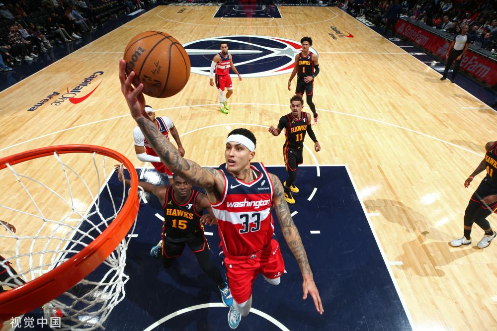 制对方中卫 制对方中卫