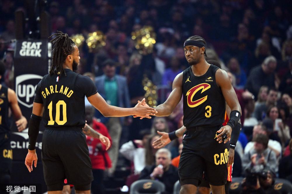 两支球队的 两支球队的